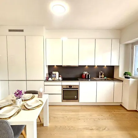 Stylish In Luxembourg-lux11 * Lussemburgo
